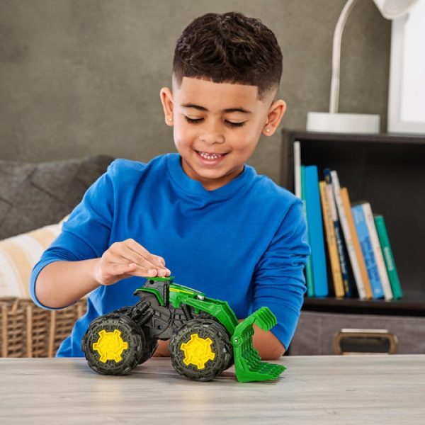 JOHN DEERE Monster Treads Трактор с Чудовищни 10инч гуми, 3г+, 47327 - Image 2