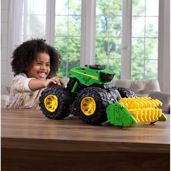JOHN DEERE Monster Treads Комбайн с Чудовищни гуми, 3г+, 47329 - Image 4